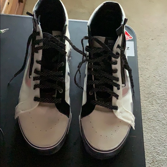 High top reflective Vans- size 11 - Picture 5 of 5
